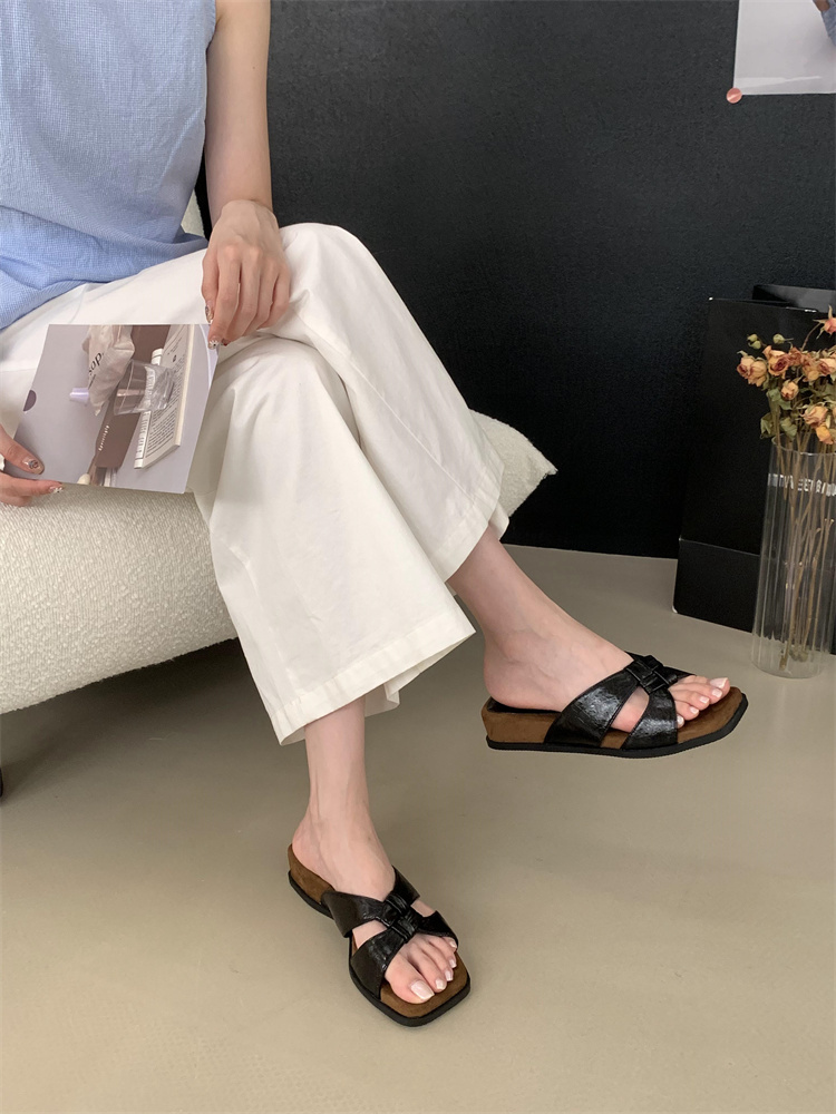 2025 New Summer Korean Style Women's Platform Wedge Slippers with Woven Design for Dresses - Image 4