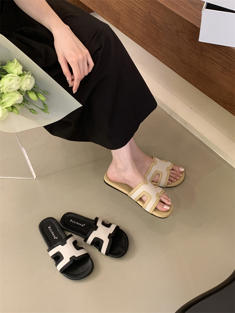 French Fairy Dress Matching Bowknot Slippers Women Summer 2025 New Seaside Beach Retro Flat Sandals